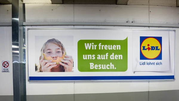 德国斯图加特 2020年5月8日 2020年 Lidl在29个国家拥有11 000多个分支机构 是世界上最大的折扣集团 斯图加特北部 — 图库照片