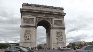 Zafer Takı, Paris, Fransa