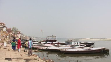 Varanasi - MAR 24, 2008: Ganj, Varanasi, Hindistan