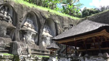 Pura Dalem Agung Tapınağı, Maymun Ormanı, Bali, Endonezya