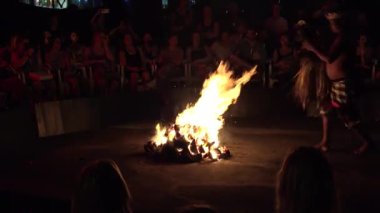 Ubud - 30 Nisan 2017 Kecak Dans, Bali, Endonezya