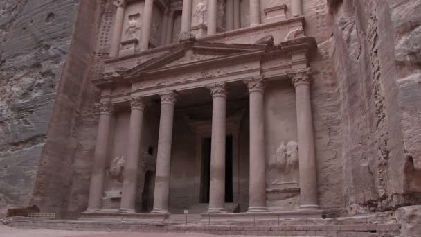 约旦佩特拉的古建筑 — 图库视频影像