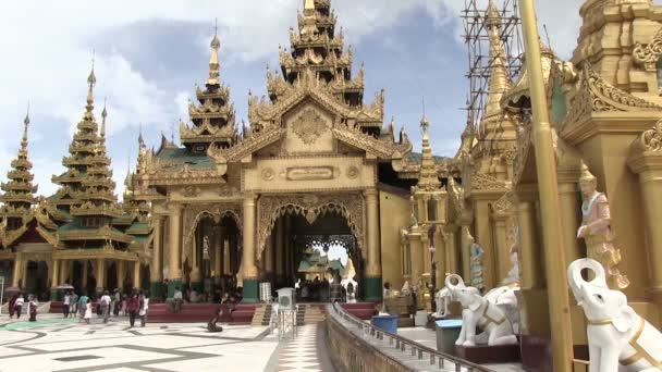 Shwedagon Pagoda Yangon Myanmar — Stok video