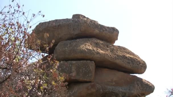 Balancing Rock Epworth Zimbabwe — Stockvideo