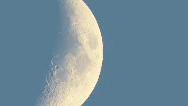 Maan Aan Nachtelijke Hemel — Stockvideo