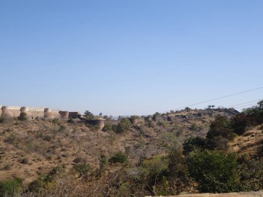 Kumbhalgarh, Hindistan 'ın batı kesimindeki Rajsamand bölgesinde Aravalli Tepeleri' nin batısında bulunan bir Mewar kalesidir.