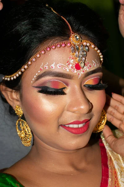 Indická Žena Svatebním Make Upem — Stock fotografie