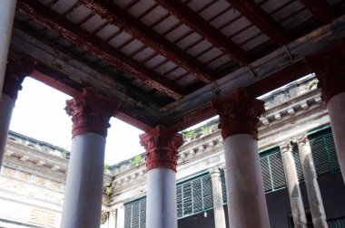 Sreerampur 'lu Goswami Rajbari, Batı Bengal' in ünlü tarihi evi..