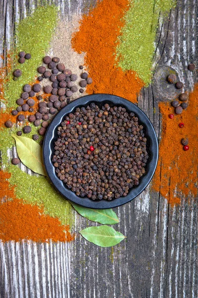 Black Peppercorn Allspice Colorful Background Wooden Table — Stock Photo, Image