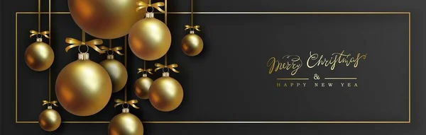 圣诞节和新年设计与现实的金色球在黑色背景 — 图库矢量图片