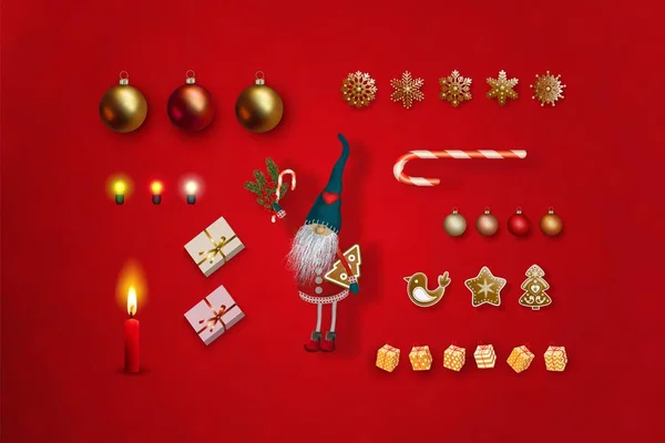 Vánoční a novoroční dekorace na červeném pozadí. Elf, dárek, koule, cibule, vločky, lízátko — Stockový vektor