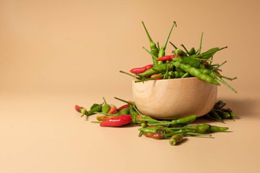 Pişirme, domates, soğuk, zerdeçal, limon, Bebek Mısırı, Eringi mantarı için hammadde