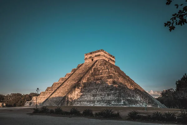 Chichén Itzá Era Una Gran Ciudad Precolombina Construida Por Pueblo — Foto de Stock