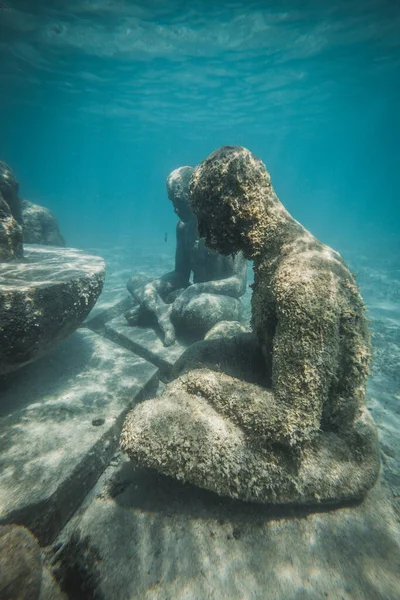 Cancun Sualtı Sanat Müzesi 'ndeki heykeller
