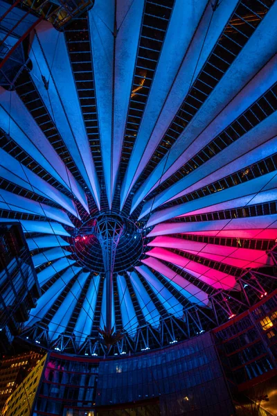 Famoso Sony Center Potsdamer Platz Iluminado Por Noche — Foto de Stock