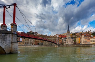 Lyon. St. George Kilisesi.