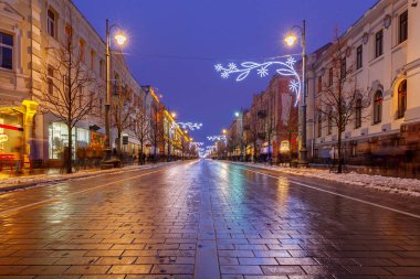 Vilnius. Umudu Gedemin gece.