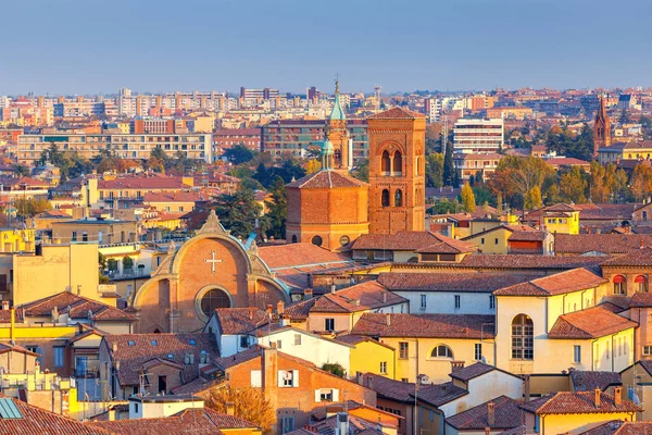Bologna. Luftaufnahme der Stadt. — Stockfoto