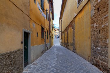 Florence. Eski bir ortaçağ Caddesi.