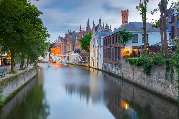 Bruges. Yeşil kanal. — Stok fotoğraf