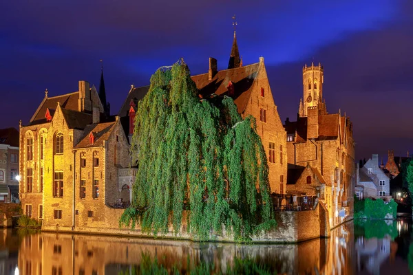 Stadskanaal Het Middeleeuwse Brugge Nachts België Vlaanderen — Stockfoto