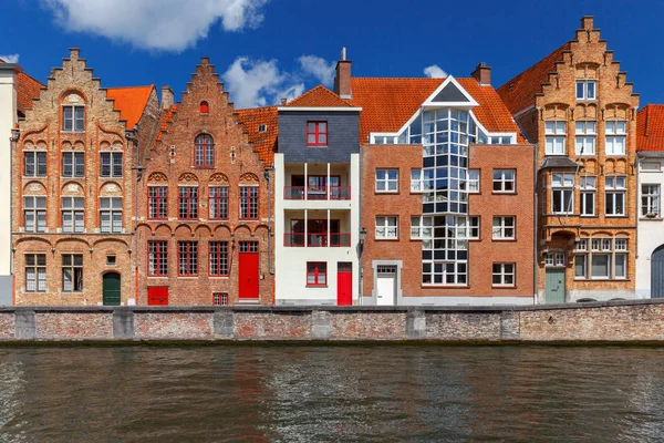 Bruges. Canale Spiegel Rei. — Foto Stock