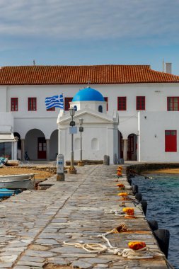 Mykonos. Rum Kilisesi, geleneksel yapı.
