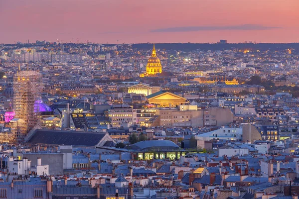 Paris. Flygfoto över staden vid solnedgången. — Stockfoto