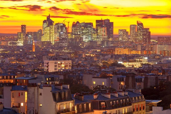 В Париж. Вид с воздуха на город на закате . — стоковое фото