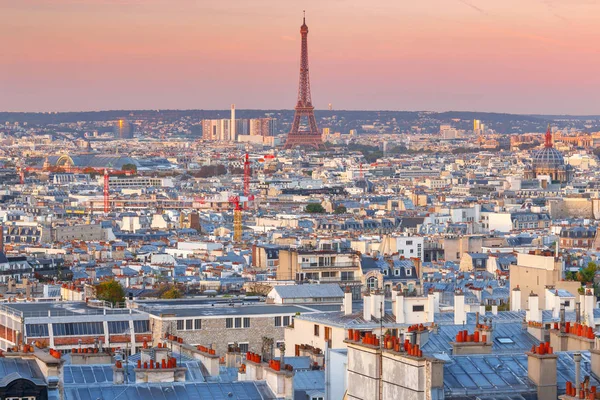 Paris. Flygfoto över staden på sunrise. — Stockfoto