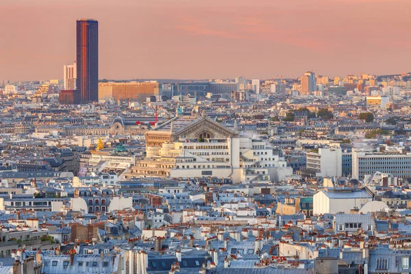 Paris. Flygfoto över staden på sunrise. — Stockfoto