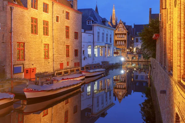 Bruges. Yeşil kanal. — Stok fotoğraf