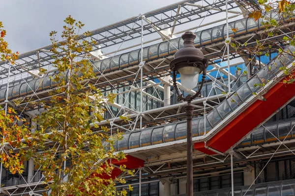 Paris. Arts Centre Pompidou. — Stockfoto