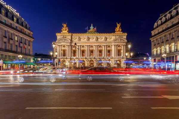 В Париж. Оперный театр ночью . — стоковое фото