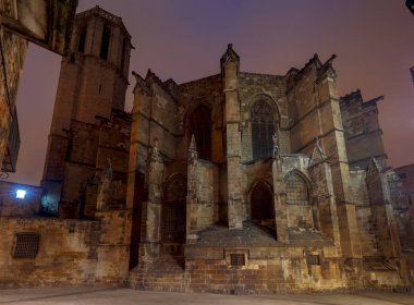 Barcelona. Şafak Katedrali'nde.