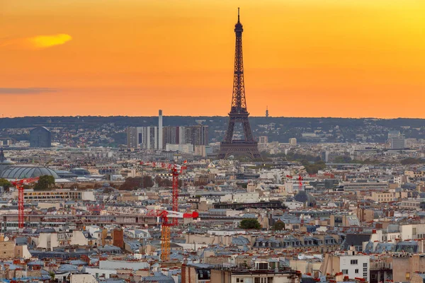 Paris. Flygfoto över staden på sunrise. — Stockfoto