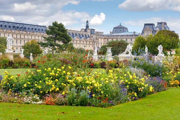 Paryż. Ogród Tuileries. — Zdjęcie stockowe