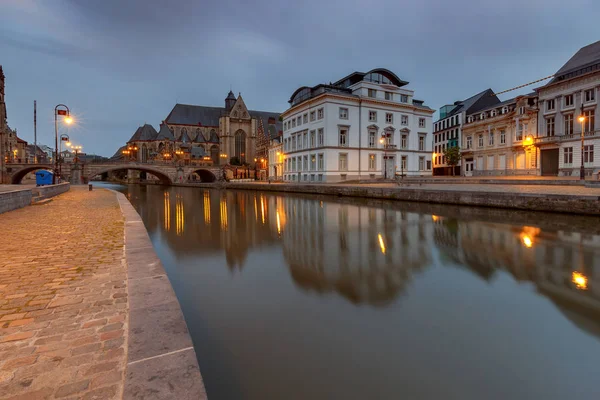 Gent. Staden vallen vid solnedgången. — Stockfoto