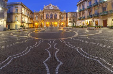 Catania 'da. Massimo Bellini Tiyatrosu.