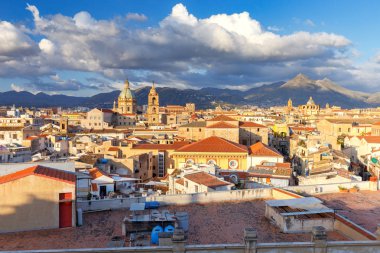 Palermo. Şehrin havadan görünümü.