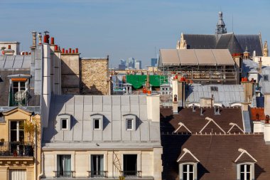 Paris mi? Şehrin havadan görünüşü.