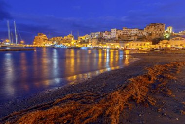 İtalya. Sicilya. Castellammare del Golfo.