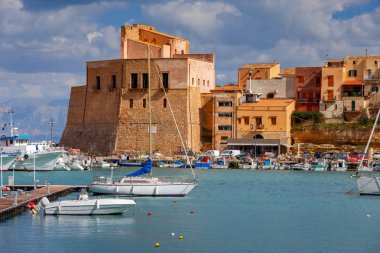 İtalya. Sicilya. Castellammare del Golfo.