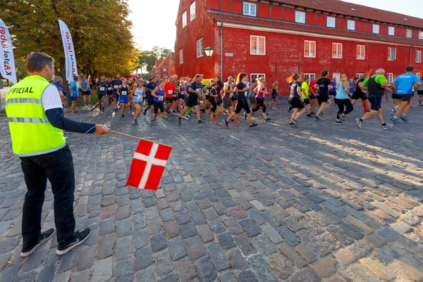 Kopenhag. Sporcular başında koşucular.