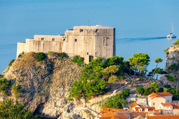 Dubrovnik. Fort St. Lawrence de manhã . — Fotografia de Stock