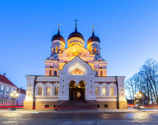 Tallinn. Cattedrale di Alexander Nevsky al tramonto . — Foto Stock