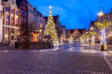 Gdansk. Noel için uzun pazar.
