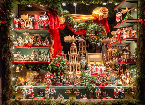 Rothenburg ob der Tauber. Vitrine de Noël. — Photo