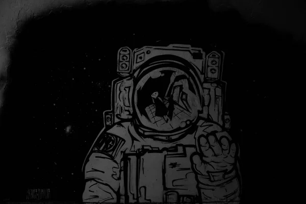 Şehir merkezinde biraz modern sanat eseri.