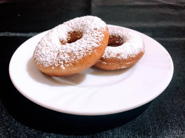 Güzel Şekerli Yapımı Çörekler — Stok fotoğraf